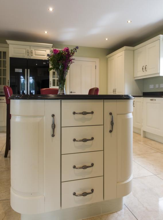 Ivory Kitchen With Black Granite